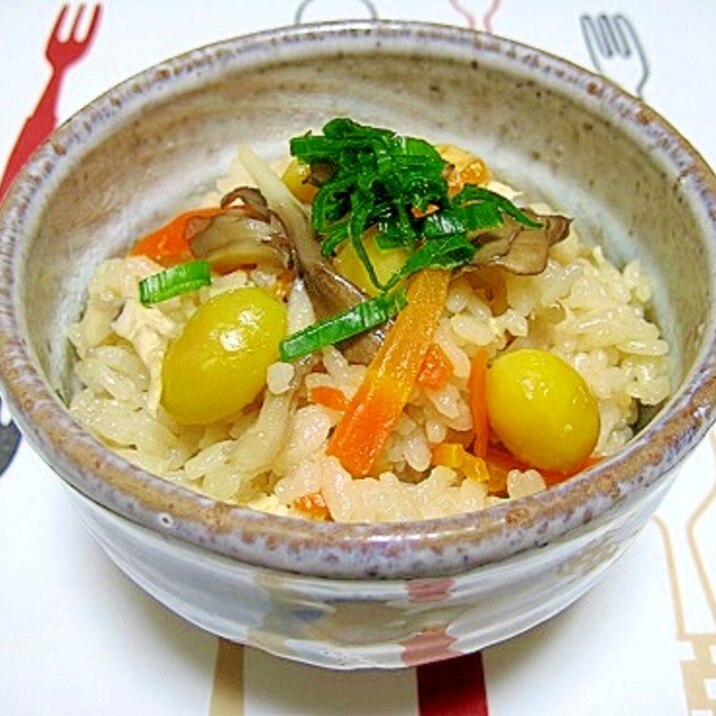 おもてなしにも 舞茸と銀杏の炊き込みご飯 レシピ 作り方 By パウダー07 楽天レシピ おもてなしにも 舞茸と銀杏の炊き込みご飯 レシピ 作り方 By パウダー07 楽天レシピ